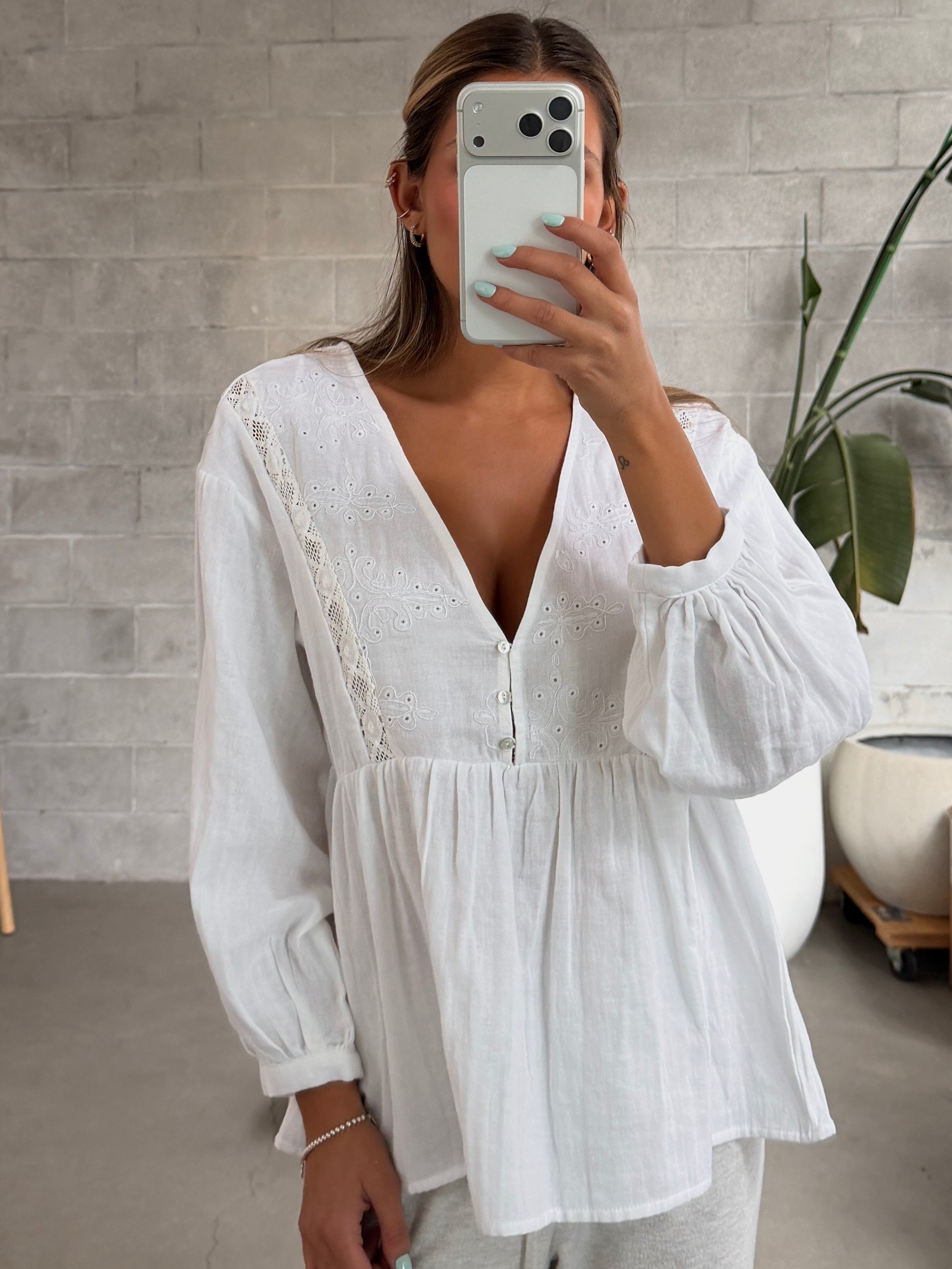 C'EST MOI Long Sleeve Boho Blouse