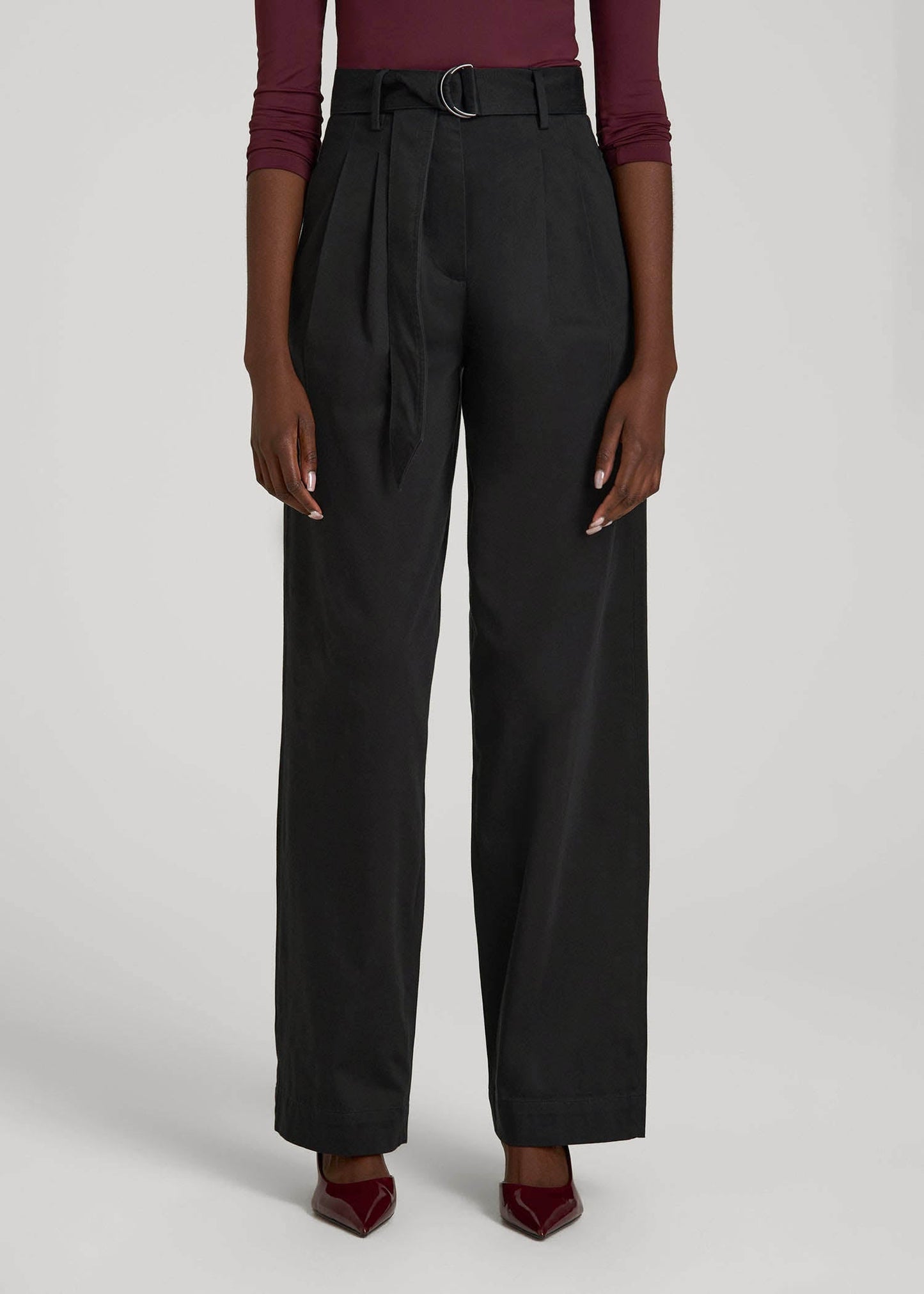 Pleated Wide Leg Chino With Belt for Tall Women in Deep Black